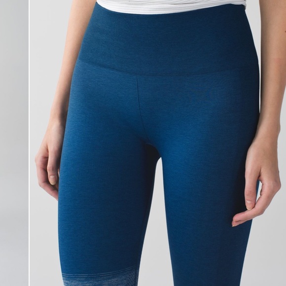 Lululemon Seamlessly Street Crop Leggings - Picture 6 of 8